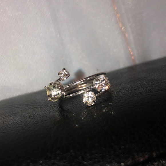 ring - Picture 3 of 3